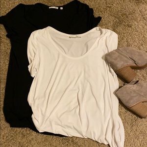 Wilfred Free Set of Basic T Shirts